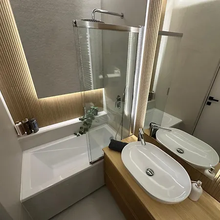 Velvet-spodek, Stadion Slaski, Miejsce Postojowe *