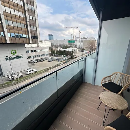 Velvet-spodek, Stadion Slaski, Miejsce Postojowe Katowice