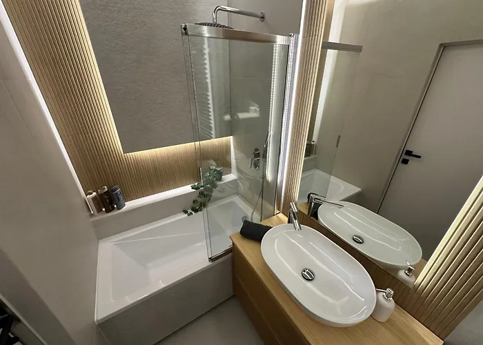 Velvet-spodek, Stadion Slaski, Miejsce Postojowe *